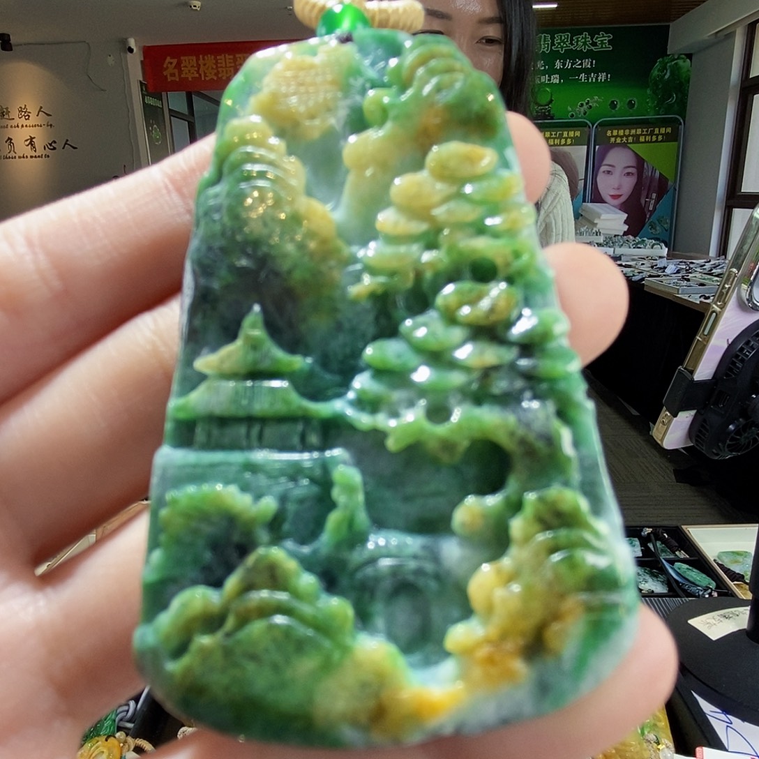 翡翠未镶嵌颈饰翡翠