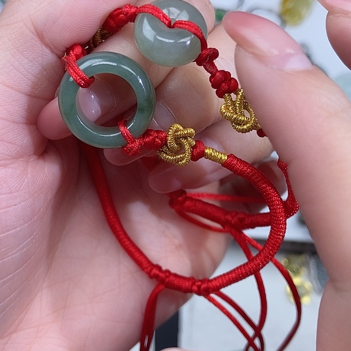 翡翠手链未镶嵌手绳