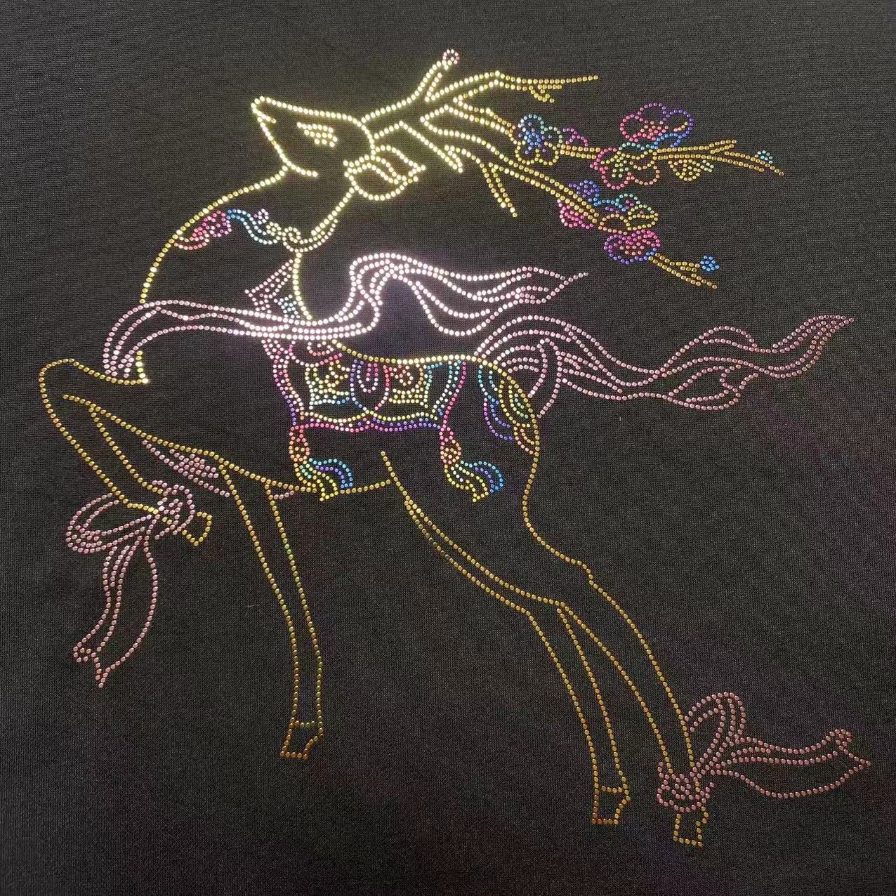 七彩鹿镭射片烫画，满20包邮