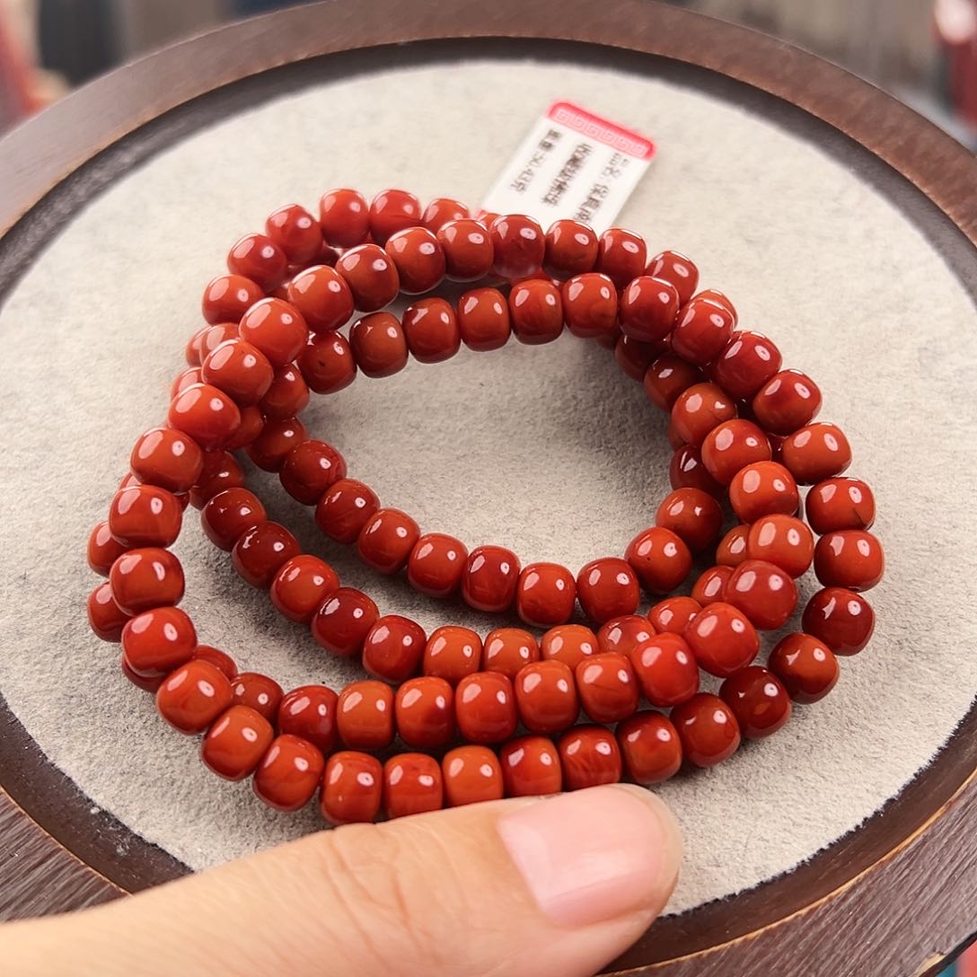 南红玛瑙手串未镶嵌