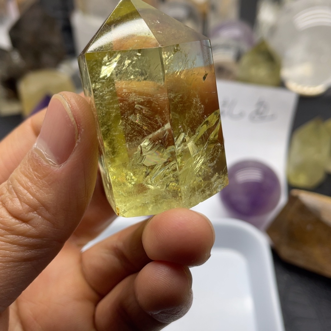 水晶212未镶嵌黄水晶