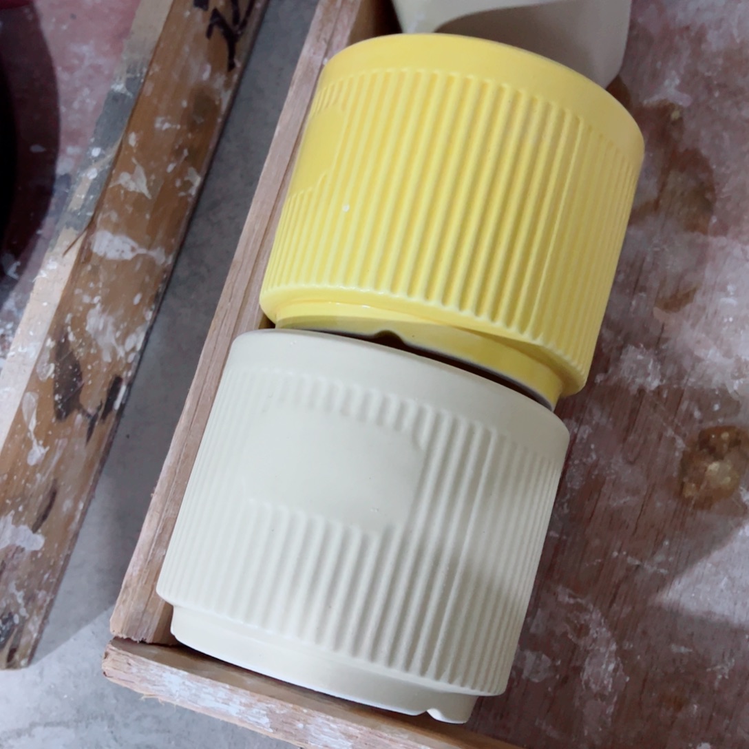 有孔，陶瓷花盆满10米包邮发货