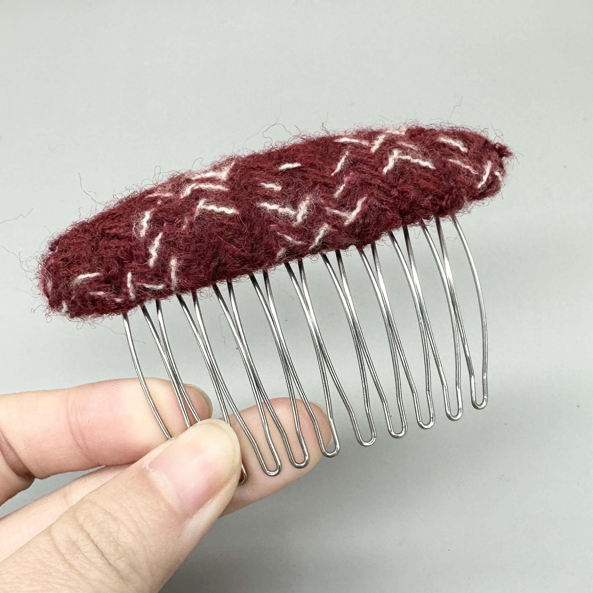 L581夕洛红色倒插梳千金风女极简风发夹韩版网红鲨鱼夹