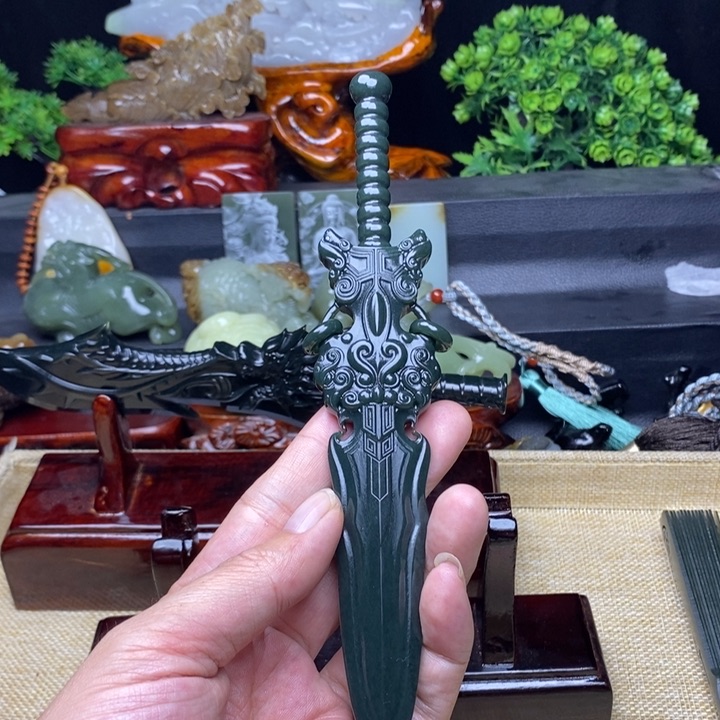 和田玉挂件未镶嵌凯**归