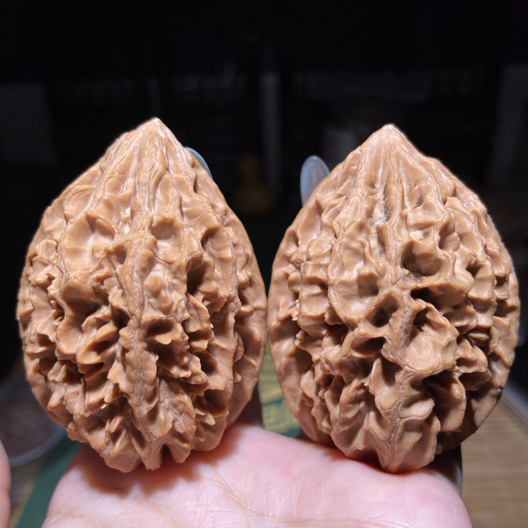 精品文玩核桃招财鼠 45边47肚61高