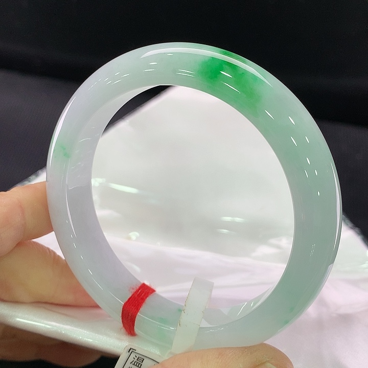 翡翠手镯未镶嵌正圈58