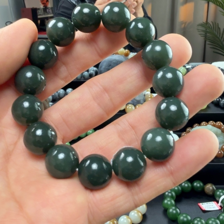 和田玉未镶嵌手链