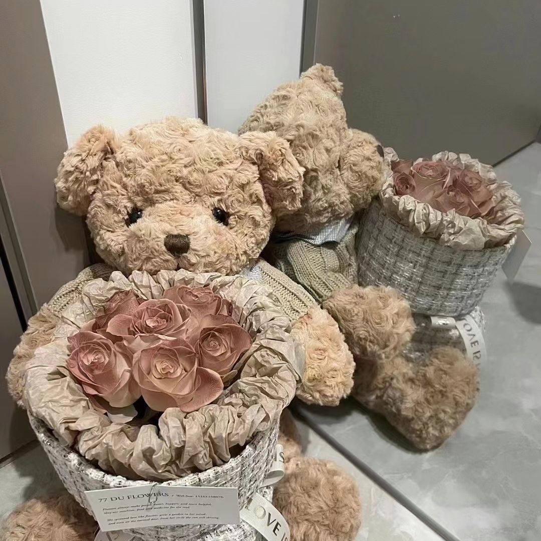 七夕情人节礼物成品小熊玩偶花束生日礼物女生送闺蜜女朋友玫瑰花