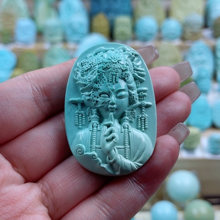 绿松石未镶嵌珠宝奇石