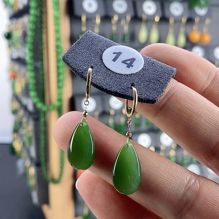 和田玉耳饰18K金镶嵌