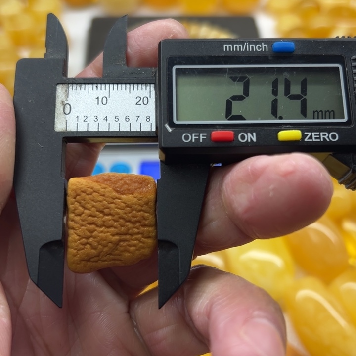 琥珀未镶嵌裸石原矿