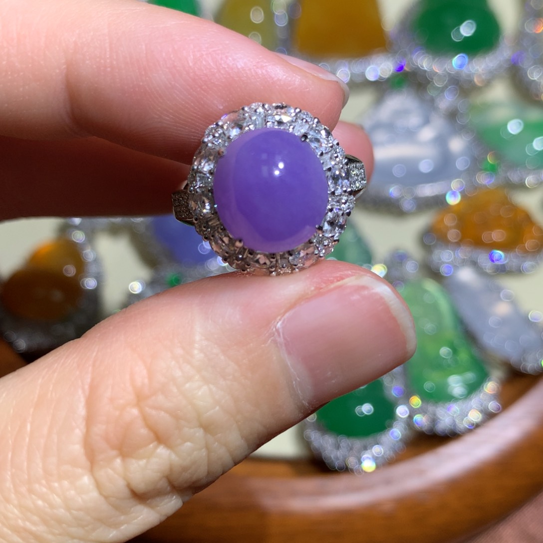 翡翠戒指18K金镶嵌南**梦戒指