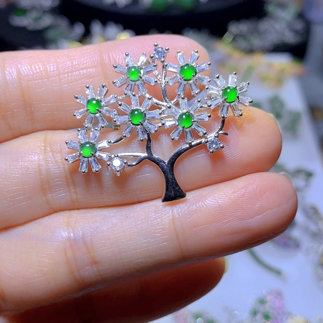 翡翠颈饰银S925镶嵌天然翡翠