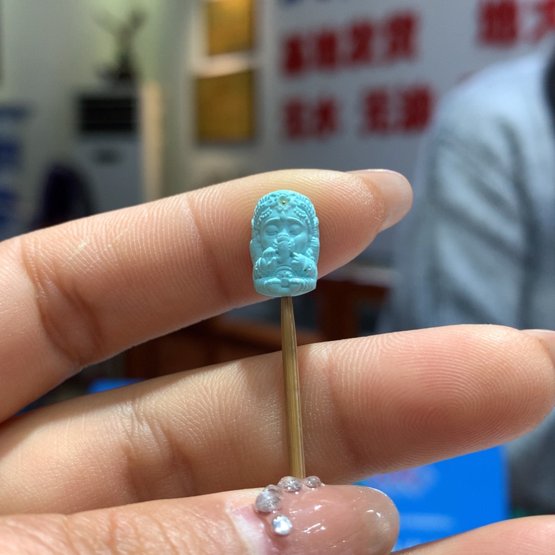 绿松石配饰未镶嵌