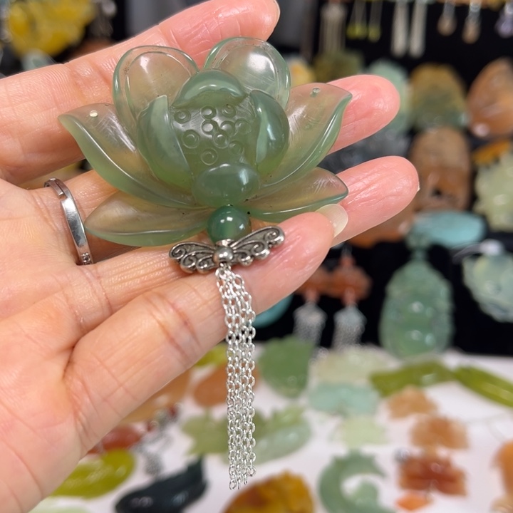 蛇纹石玉未镶嵌吊坠(赠链)