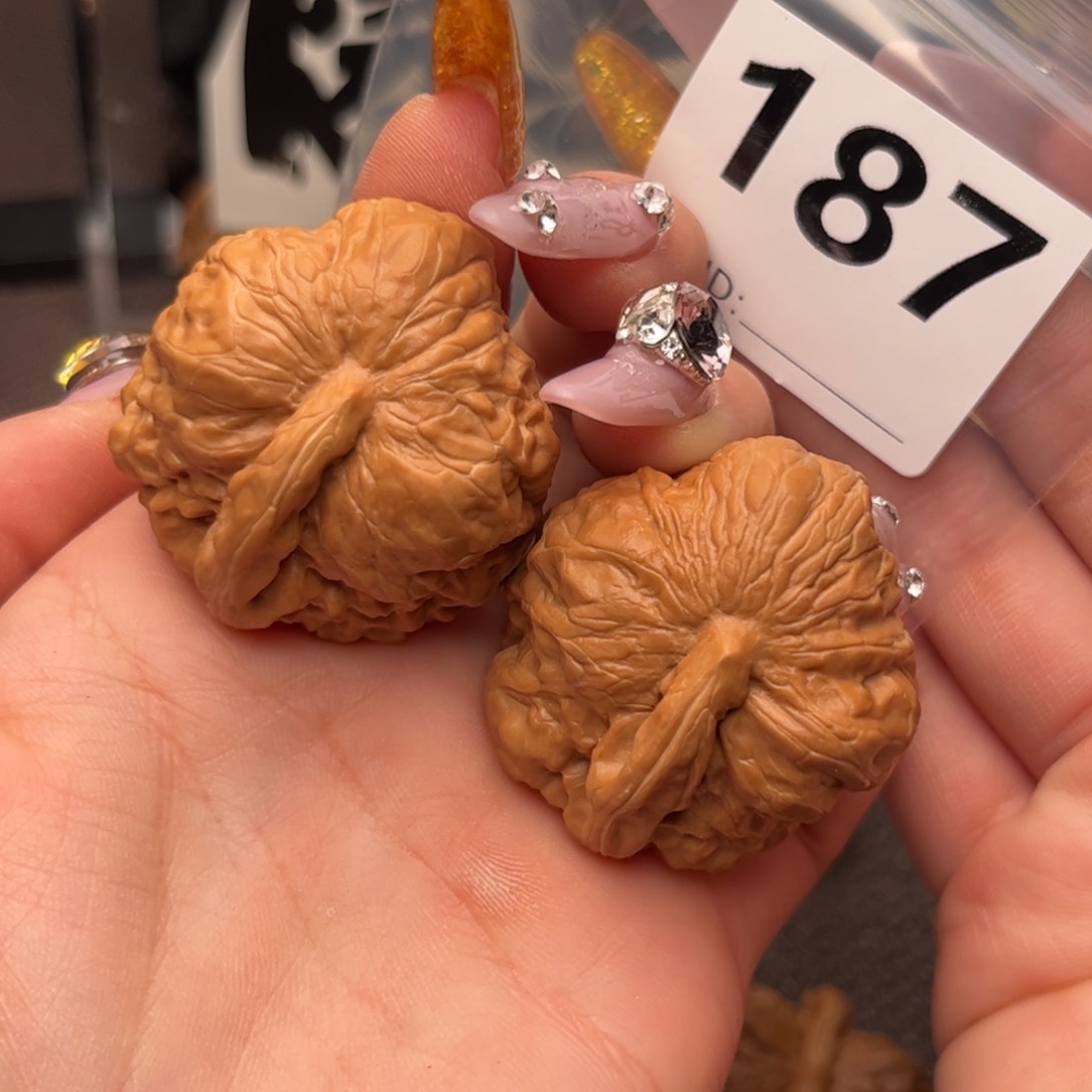 文玩核桃把件一帆风顺40