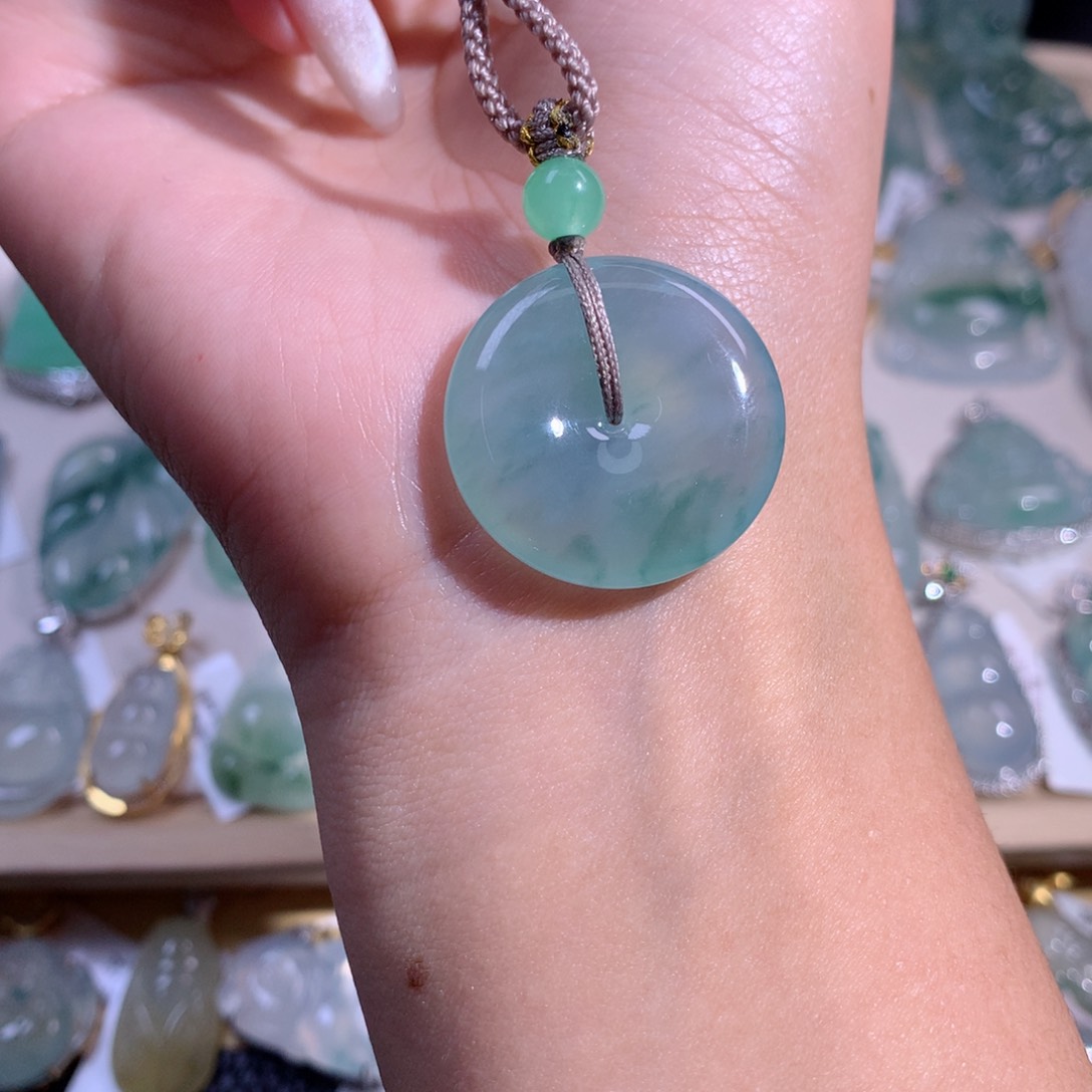 翡翠吊坠(不含链)未镶嵌25.3-6.1