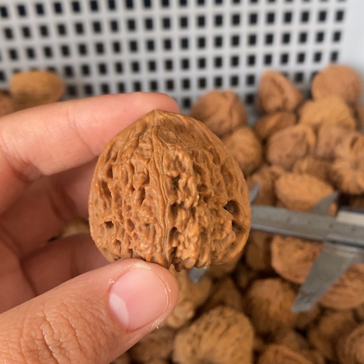 靖***哥吊坠文玩核桃文玩