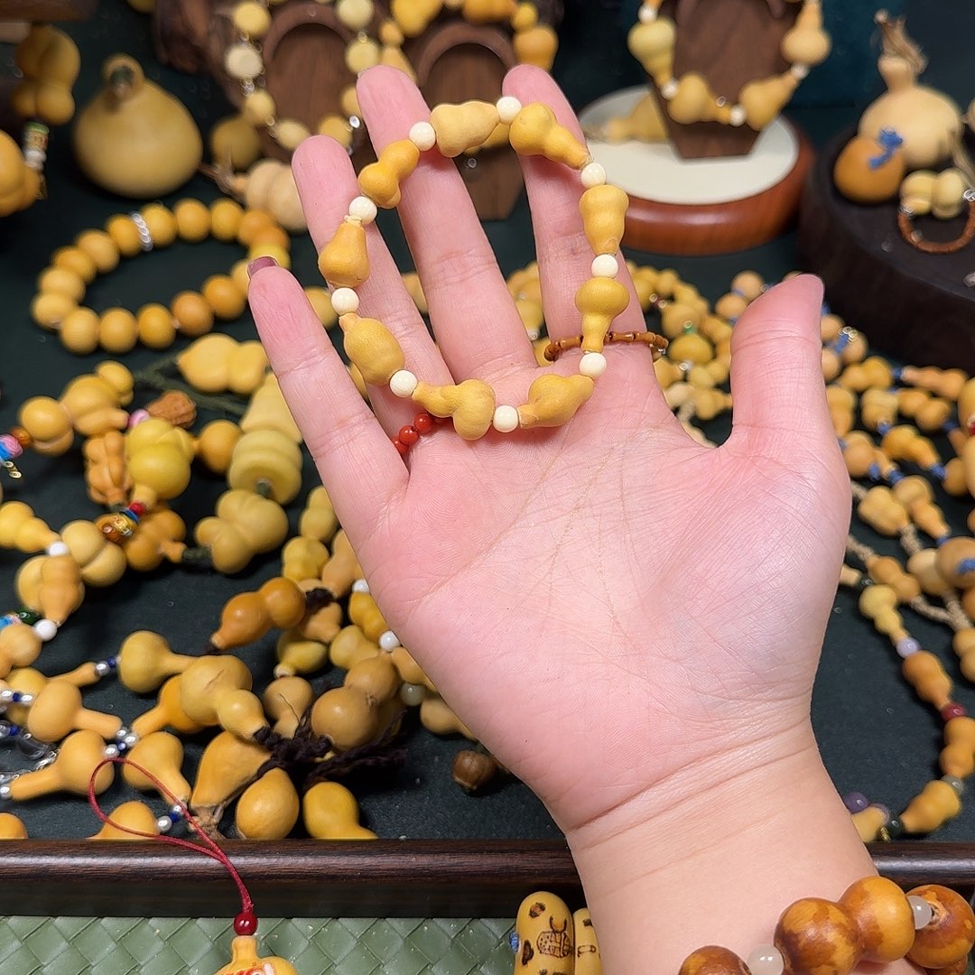 ****饱木质类哈哈哈哈哈哈哈哈哈