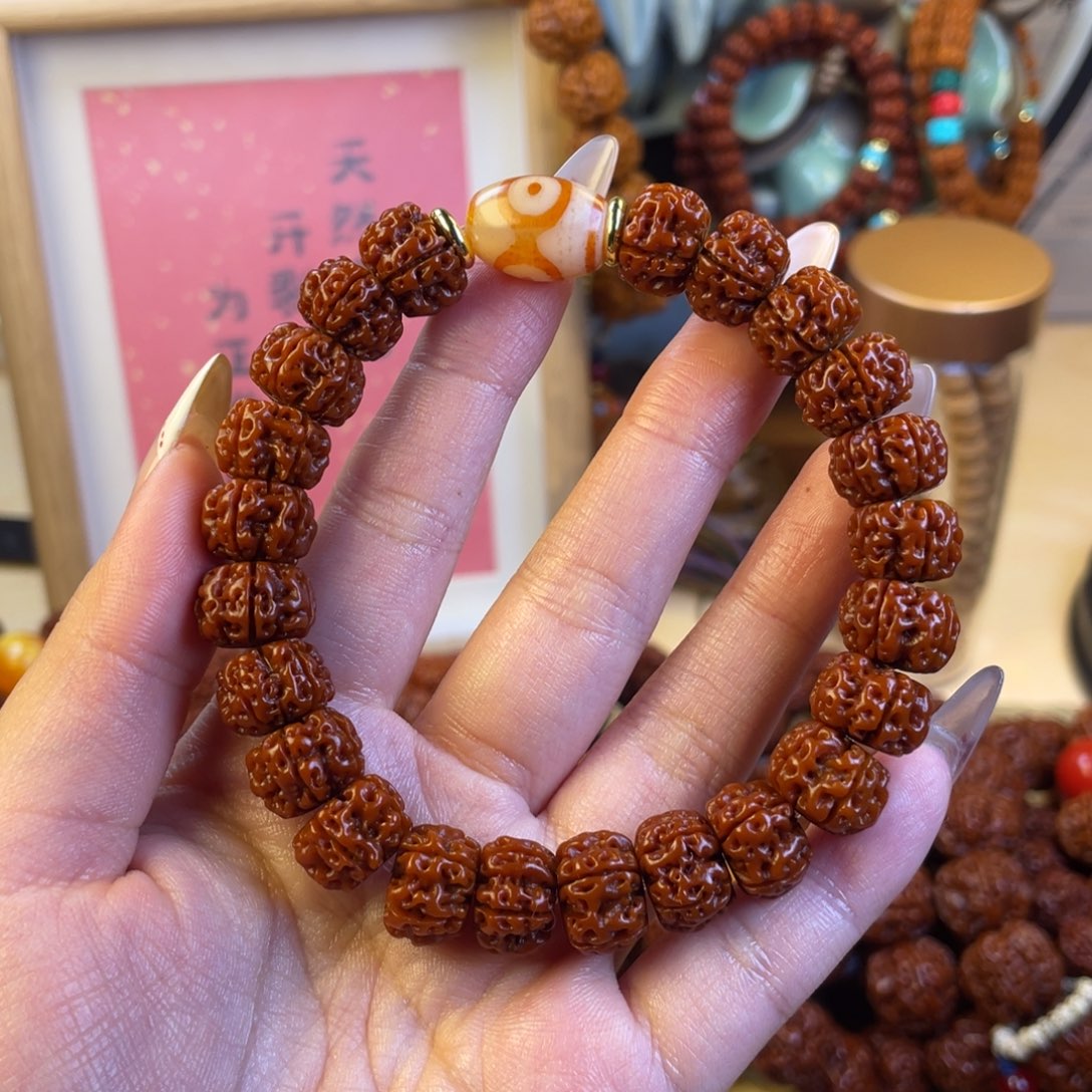 金刚菩提吊坠12sm           mn