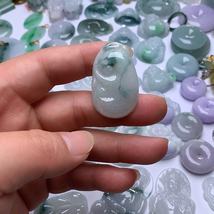 翡翠未镶嵌颈饰天然翡翠