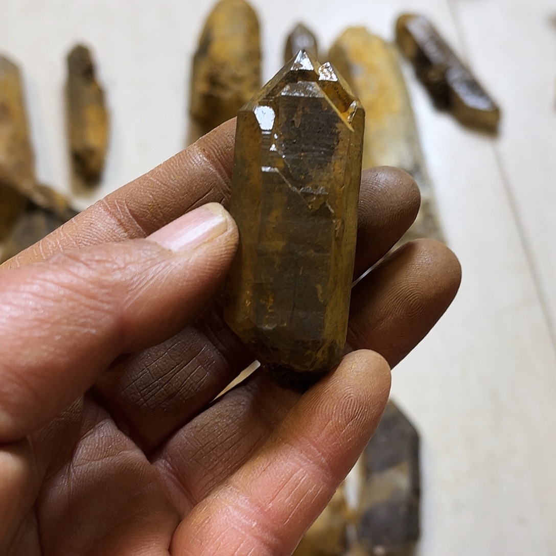 山***旎珠宝半成品未镶嵌水晶