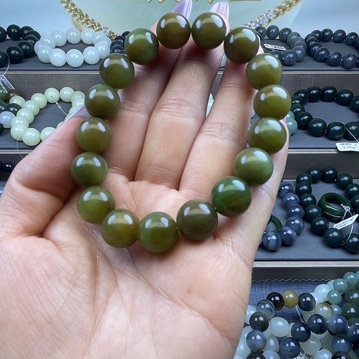 和田玉未镶嵌手链