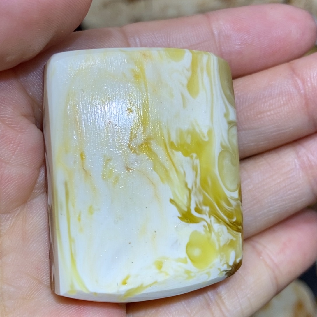 定制琥珀未镶嵌定制