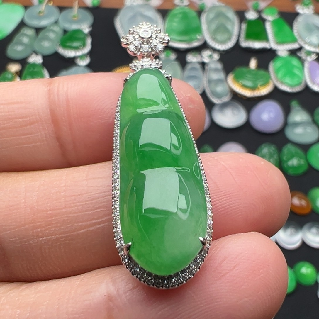 翡翠颈饰18K金镶嵌豆39