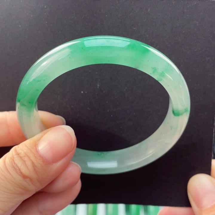 石英质玉手镯未镶嵌55-56