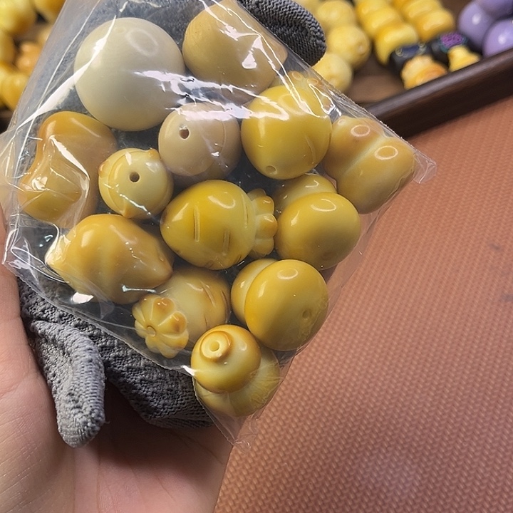 红***鱼吊坠菩提根/象牙果微瑕