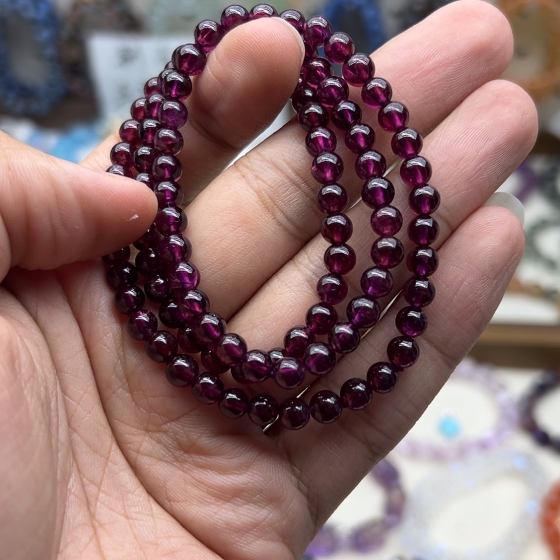 水晶未镶嵌手链紫牙乌三圈