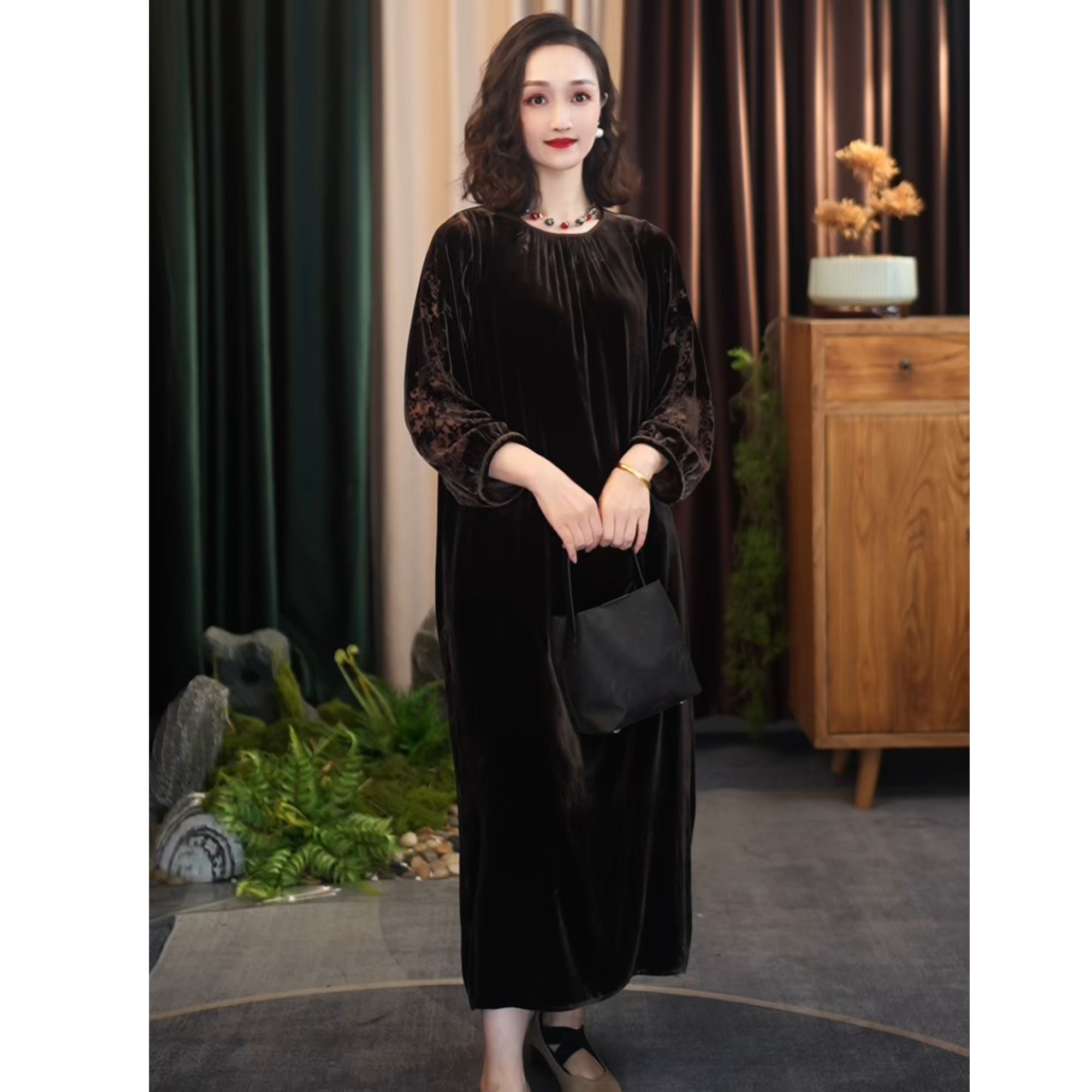 【辰辰高定】秋冬设计师原创丝绒烧花长款时尚优雅长袖连衣裙女0948