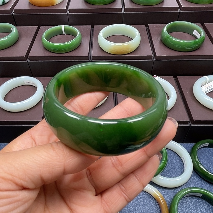 和田玉未镶嵌手镯5859