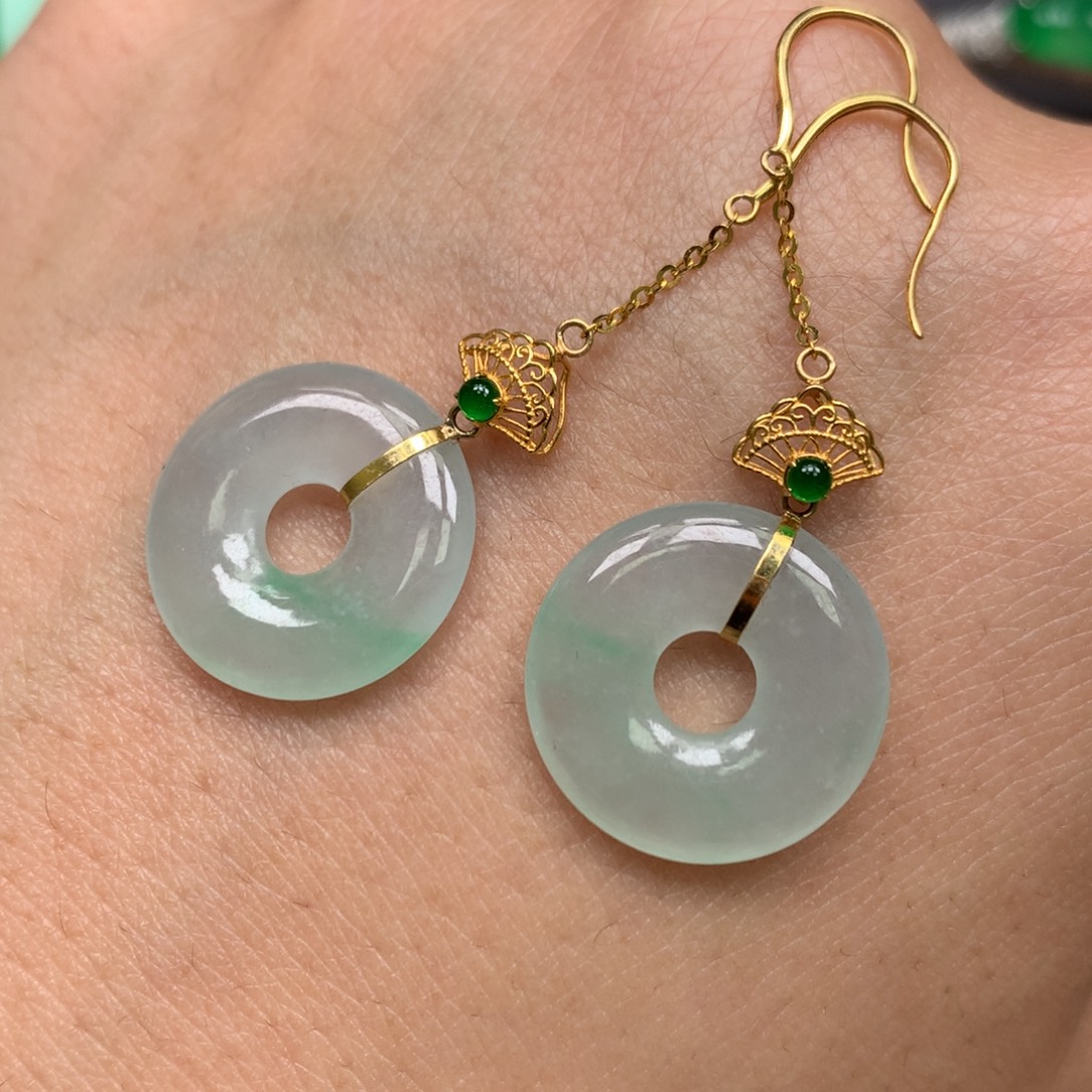 翡翠18K金镶嵌耳饰