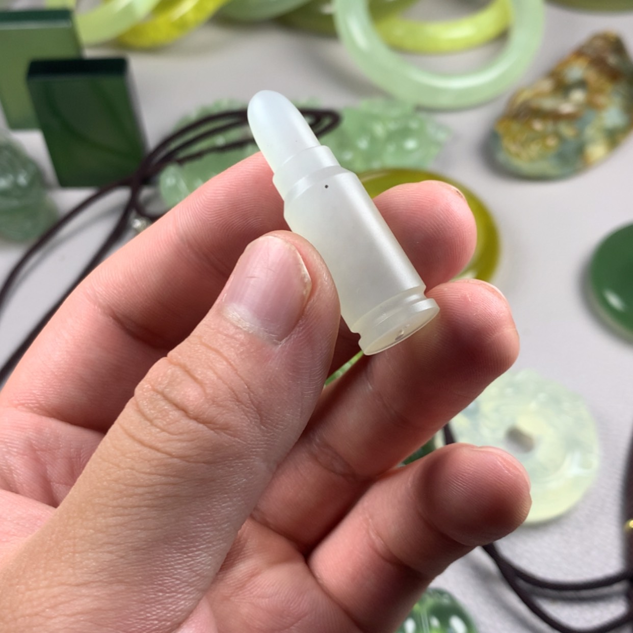 【闪购商品】蛇纹石玉未镶嵌岫玉