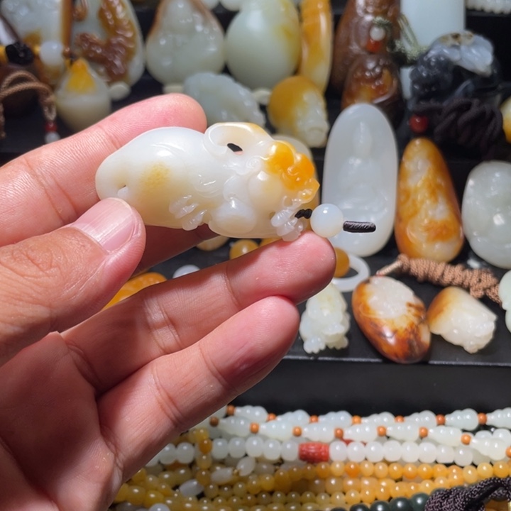 未镶嵌和田玉珠宝奇石