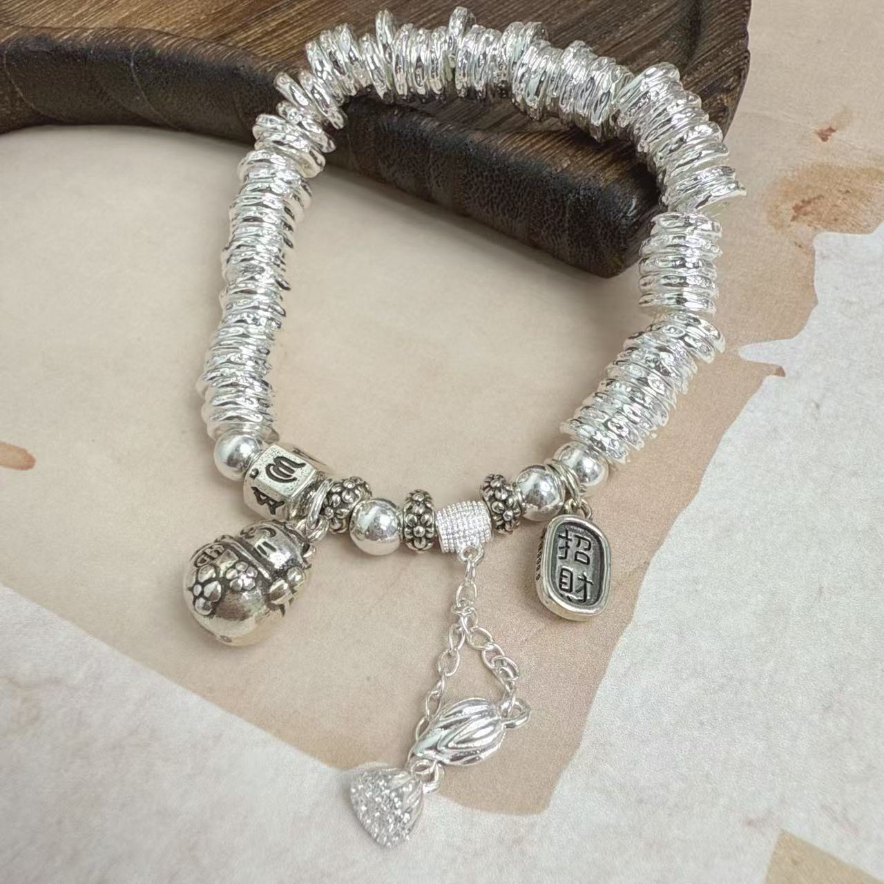 足银手链 亮亮闪闪招财猫碎银几两盘缠弹力绳手链