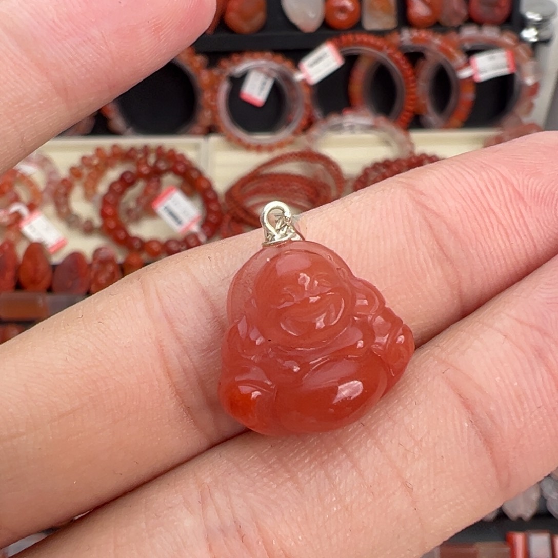 南红玛瑙未镶嵌颈饰佛公