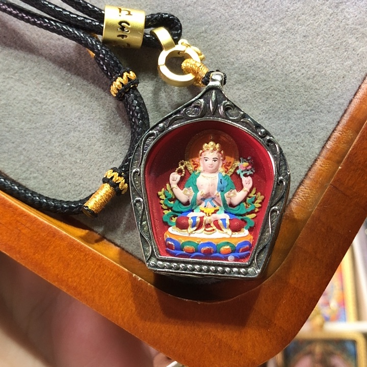 泥塑卞*妹四臂关关擦擦
