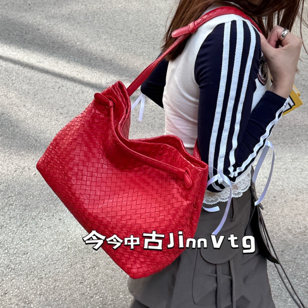 95新 BOTTEGA VENETA/葆蝶家 正红色编织双桥单肩包中古124421