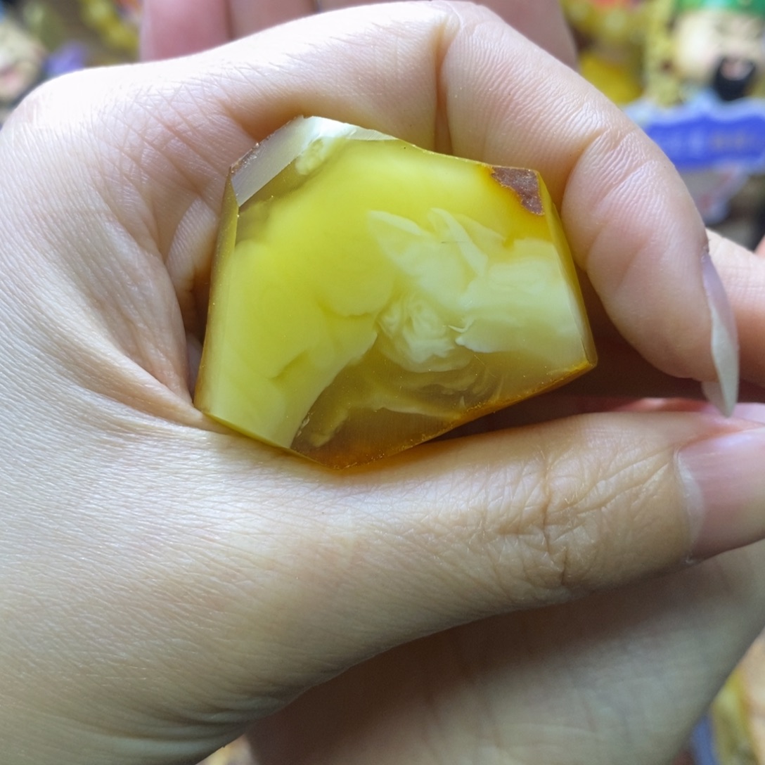 定制琥珀未镶嵌吴