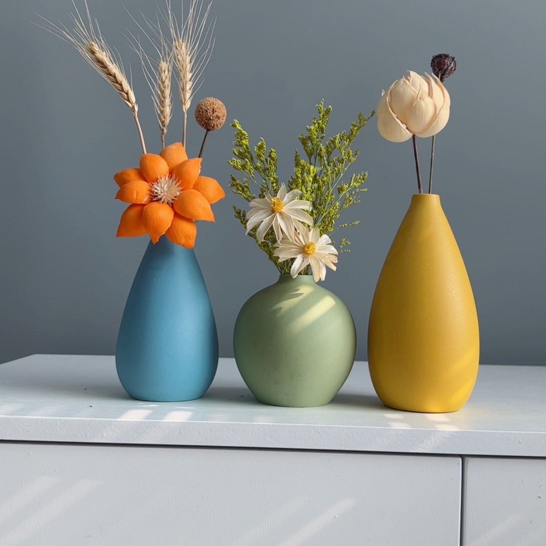 摆件陶瓷小花瓶摆件含花总高约20-30cm