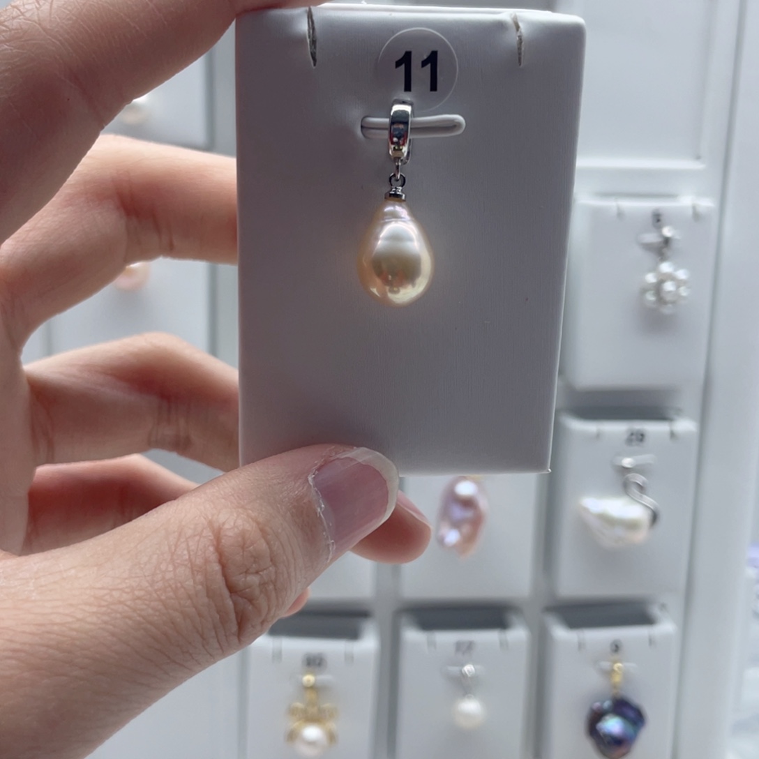 合金淡水珍珠颈饰