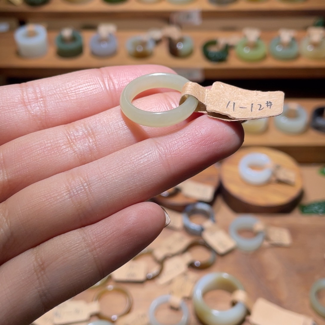 和田玉戒指未镶嵌江****情16.1