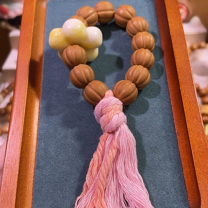 吊坠猴头核桃小花拉丝南瓜