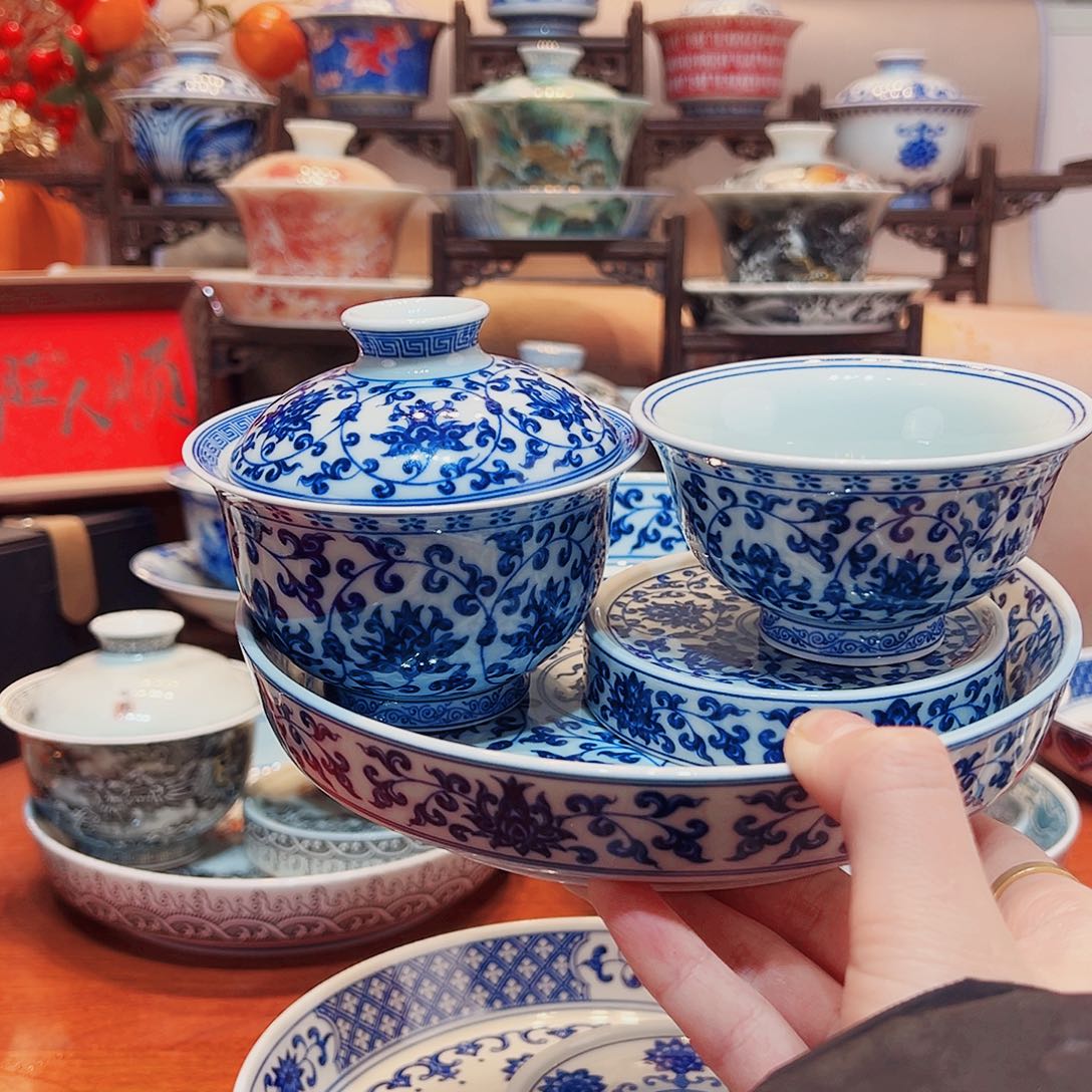 库****店我们都在等着看的哈