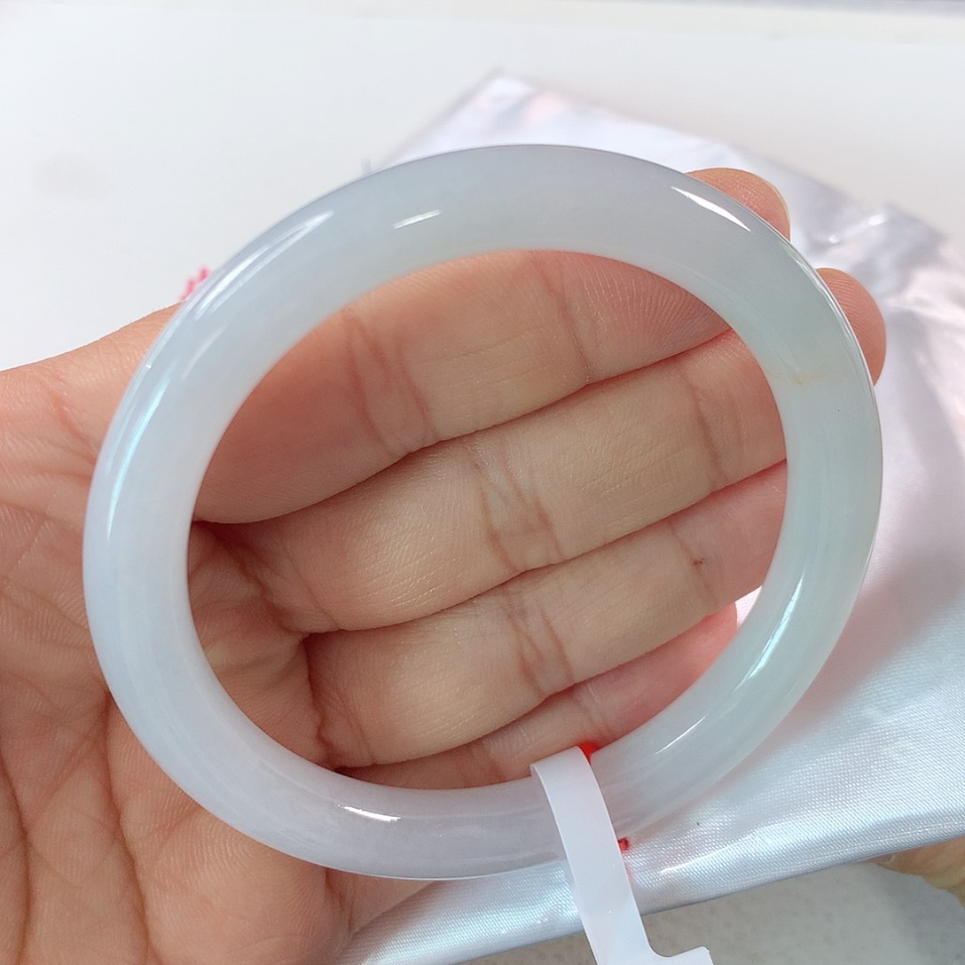 翡翠手镯未镶嵌⑨⑥