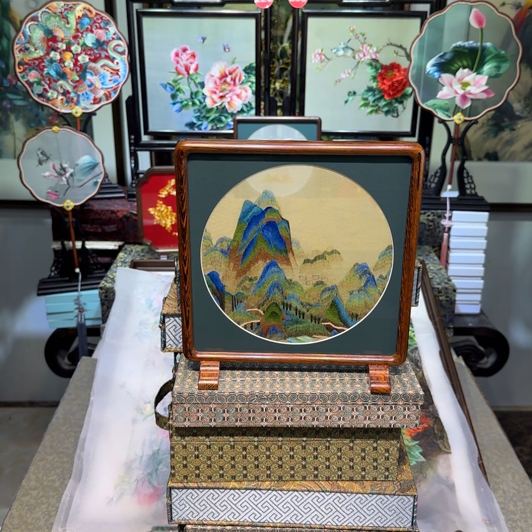 刺绣刺绣工艺精湛