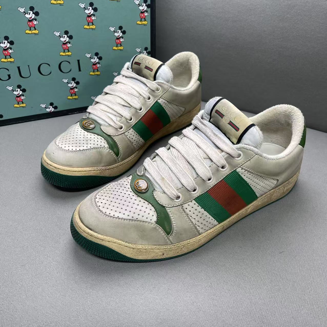 95新 GUCCI/古驰 白色皮面镂空时尚百搭做脏做旧脏脏板鞋 41码